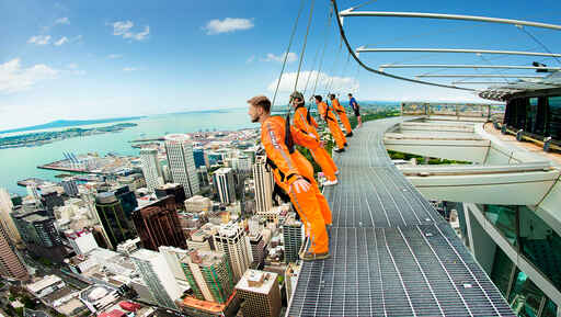 AJ Hackett Bungy - Auckland Sky Tower