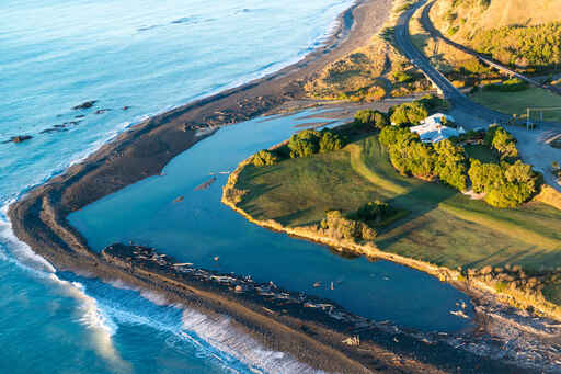 The Store - Kekerengu