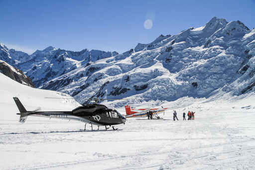 Mount / Mt Cook Ski Planes and Helicopters