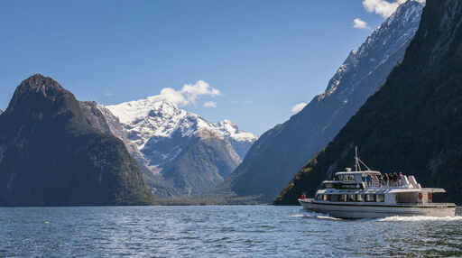 Mitre Peak Cruises