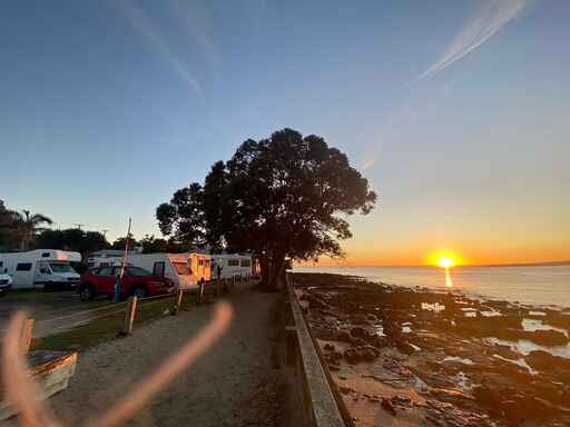 Takapuna Beach Holiday Park