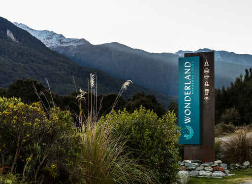 Wonderland - Makarora