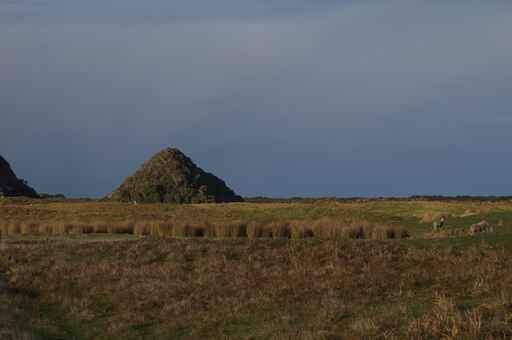 Pyramids, Victory Beach and Okia Reserve