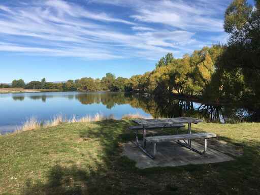 Lake Poaka Campsite - Lake Poaka Conservation Area - Overnight Campervan Parking