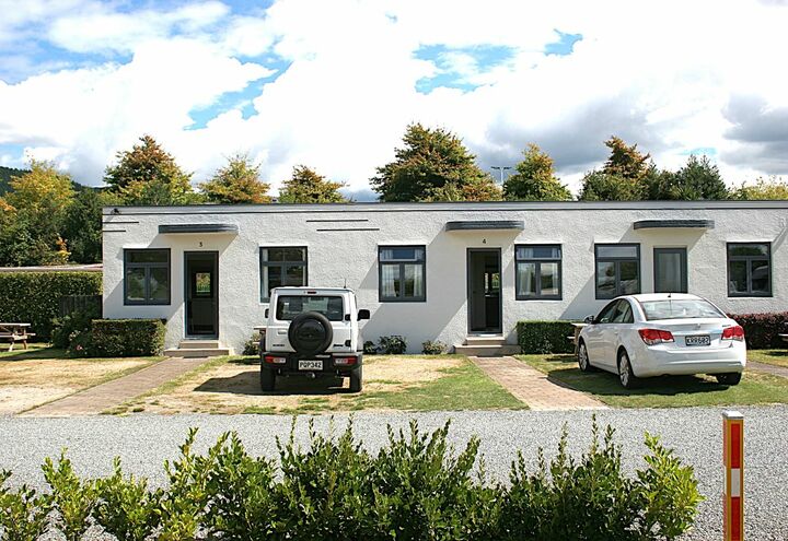 External view of units 3, 4 & 5